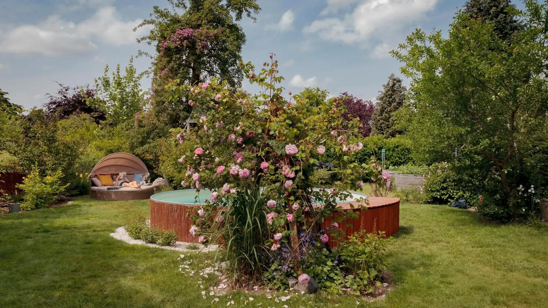 Appartement Homeport Hanover- Big House With Swimmingpool, Sauna And Garden